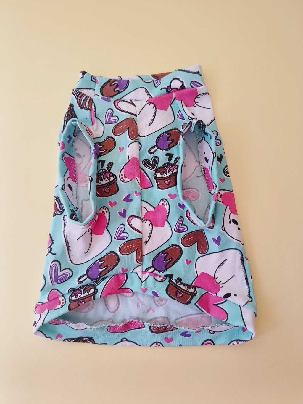 Diseño Patrón de Oso Polar con Moño - Ropa para mascotas