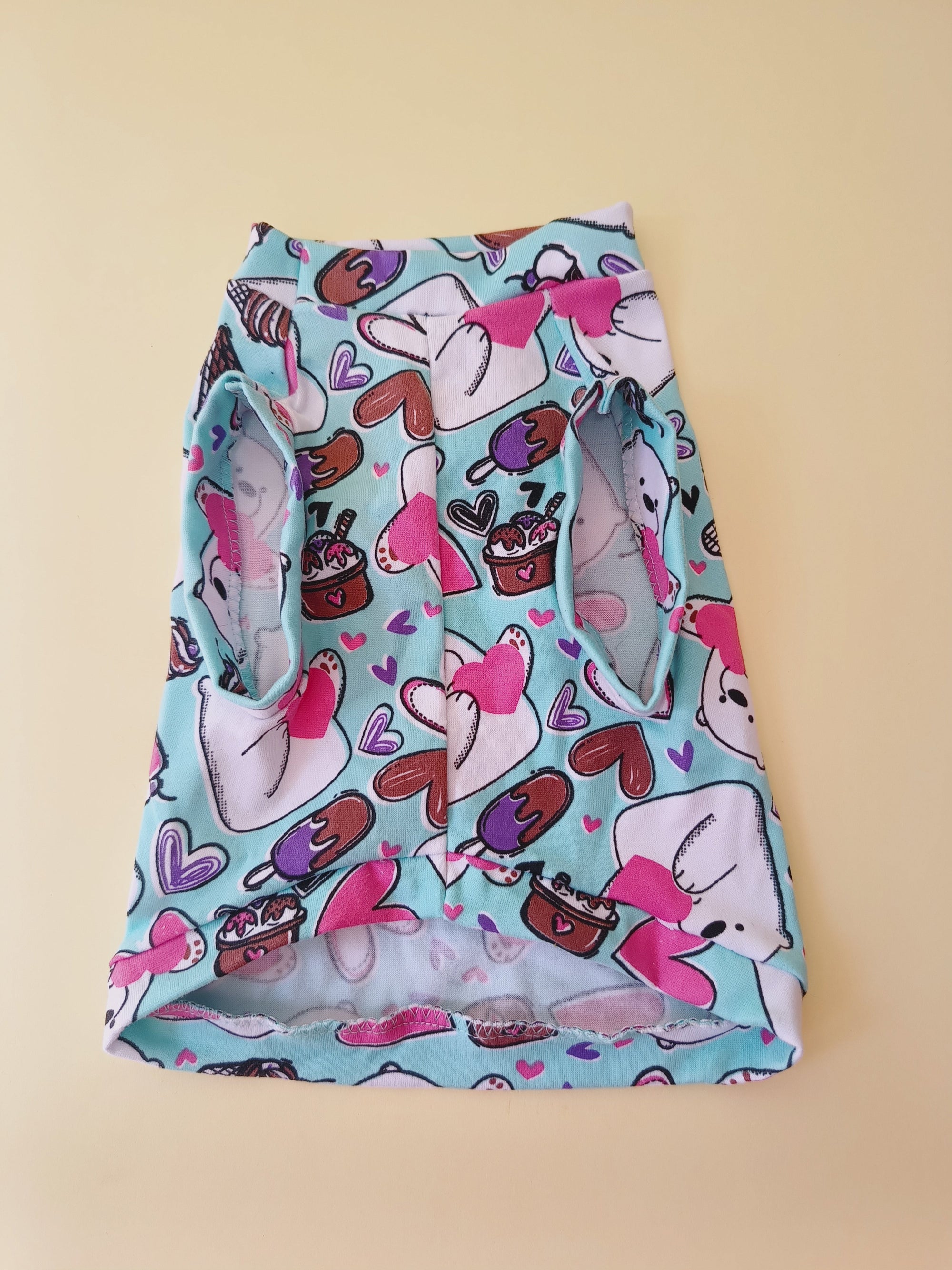 Diseño Patrón de Oso Polar con Moño - Ropa para mascotas