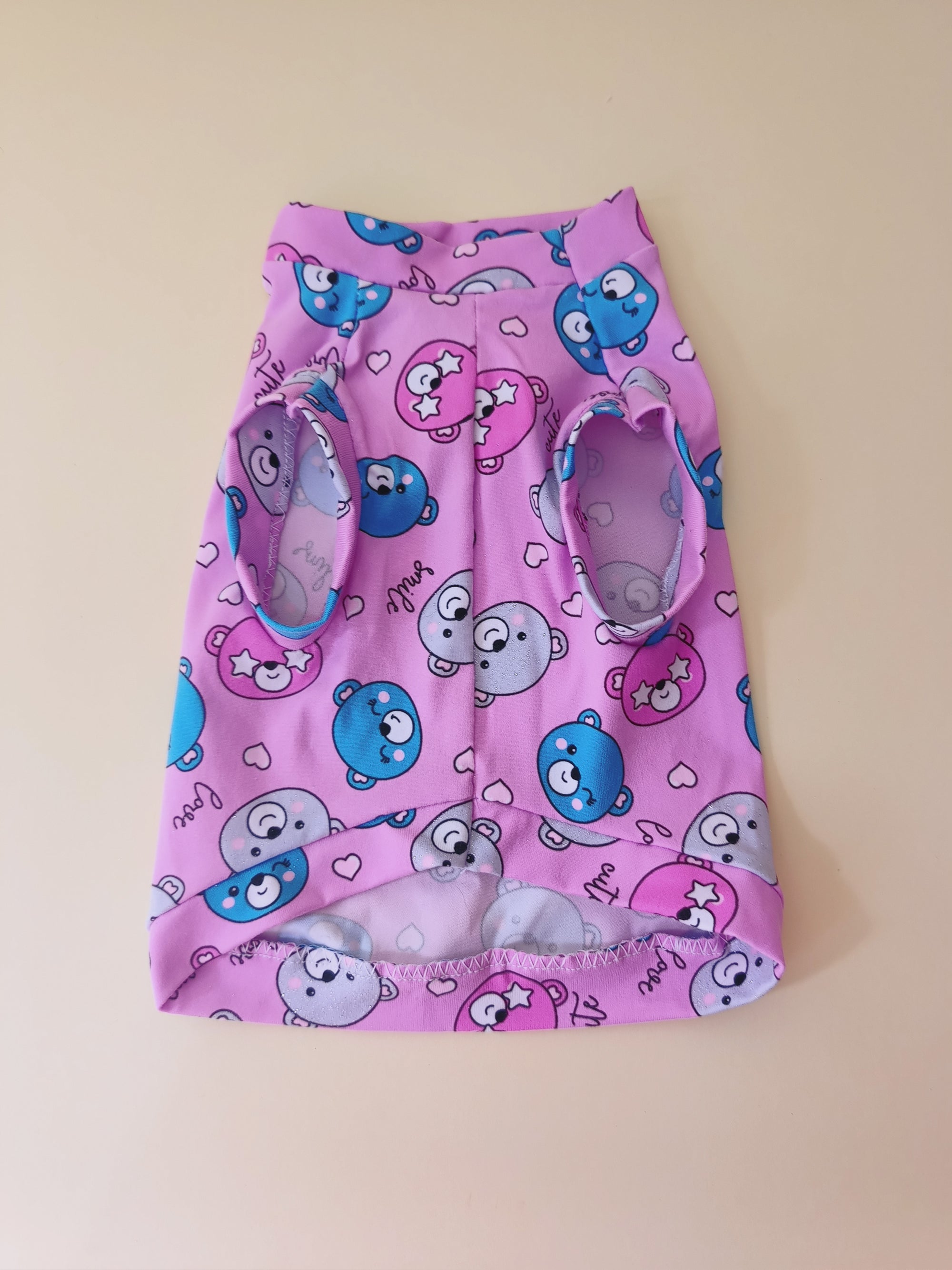 Diseño Patrón de Osos con Moño - Ropa para mascotas