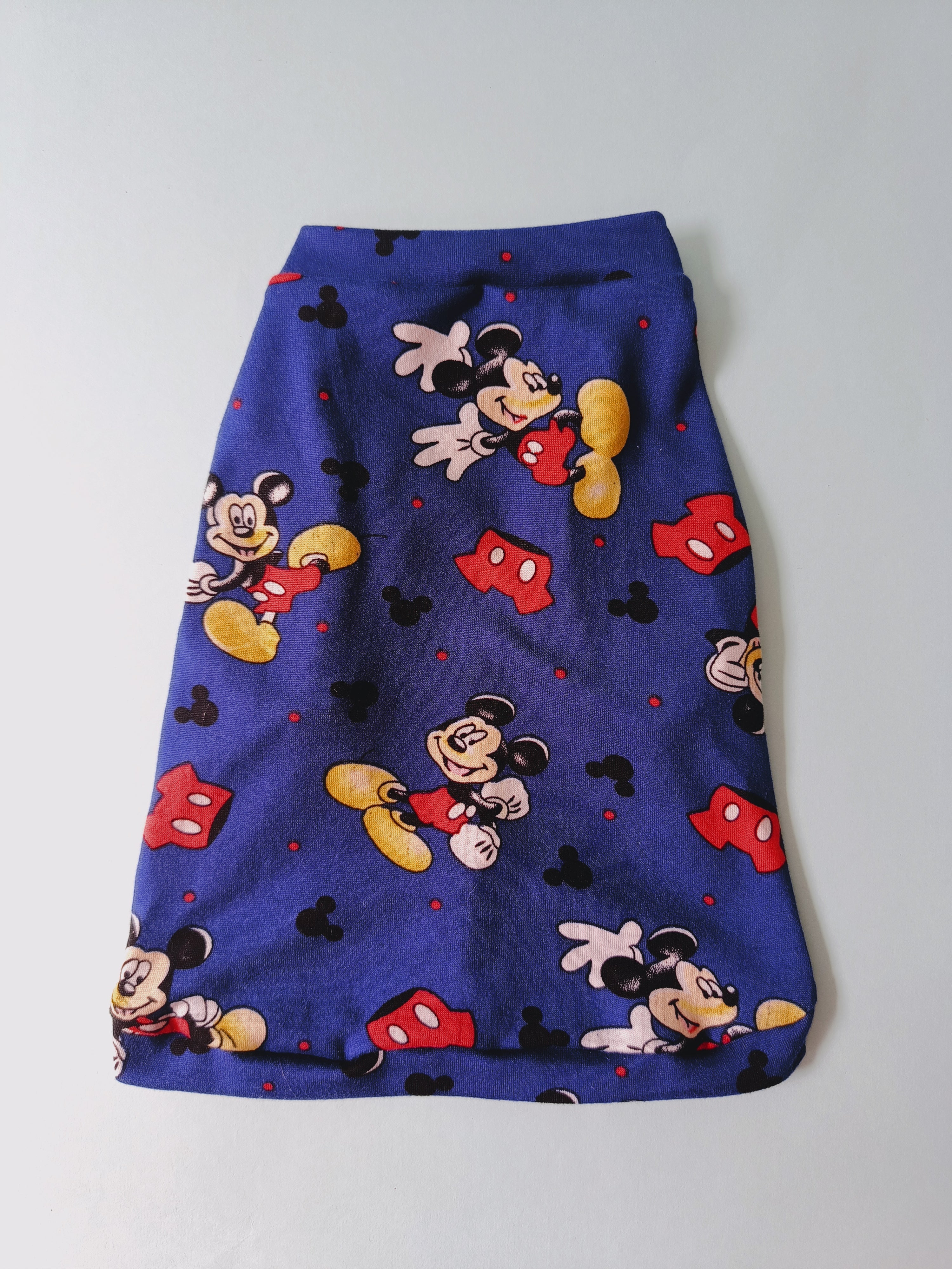 Patrón de Mickey Mouse - Ropa para mascotas