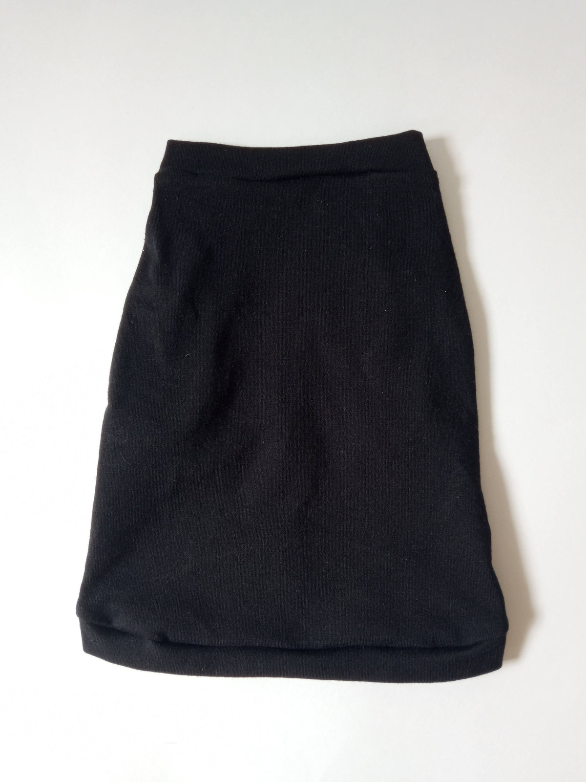 Fondo Negro Básico - Ropa para mascotas
