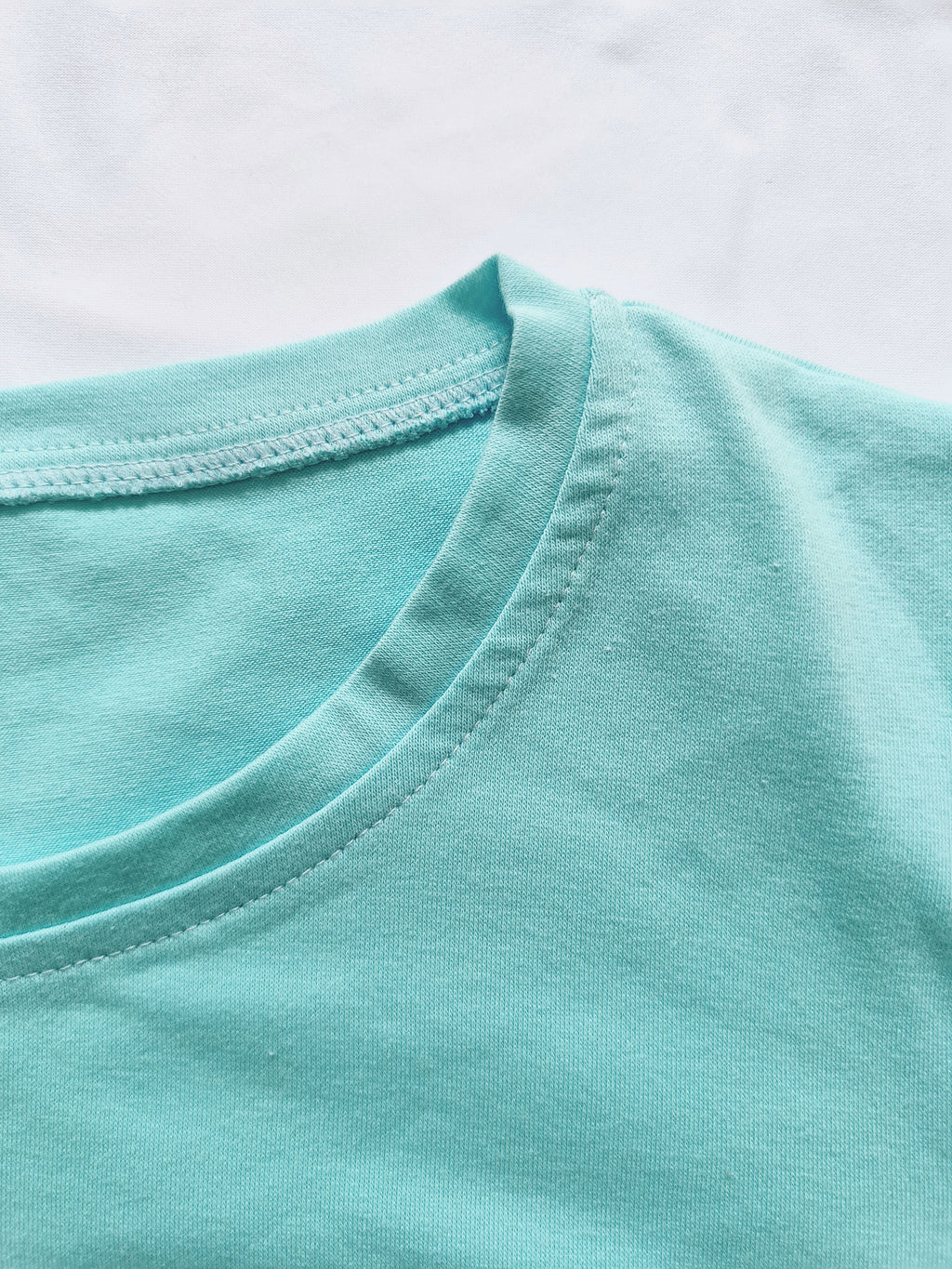 Camiseta Básica Azul Cielo para Mujer