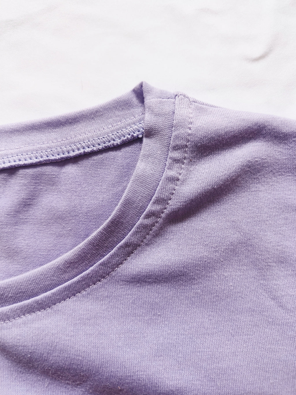 Camiseta Básica Lila para Mujer
