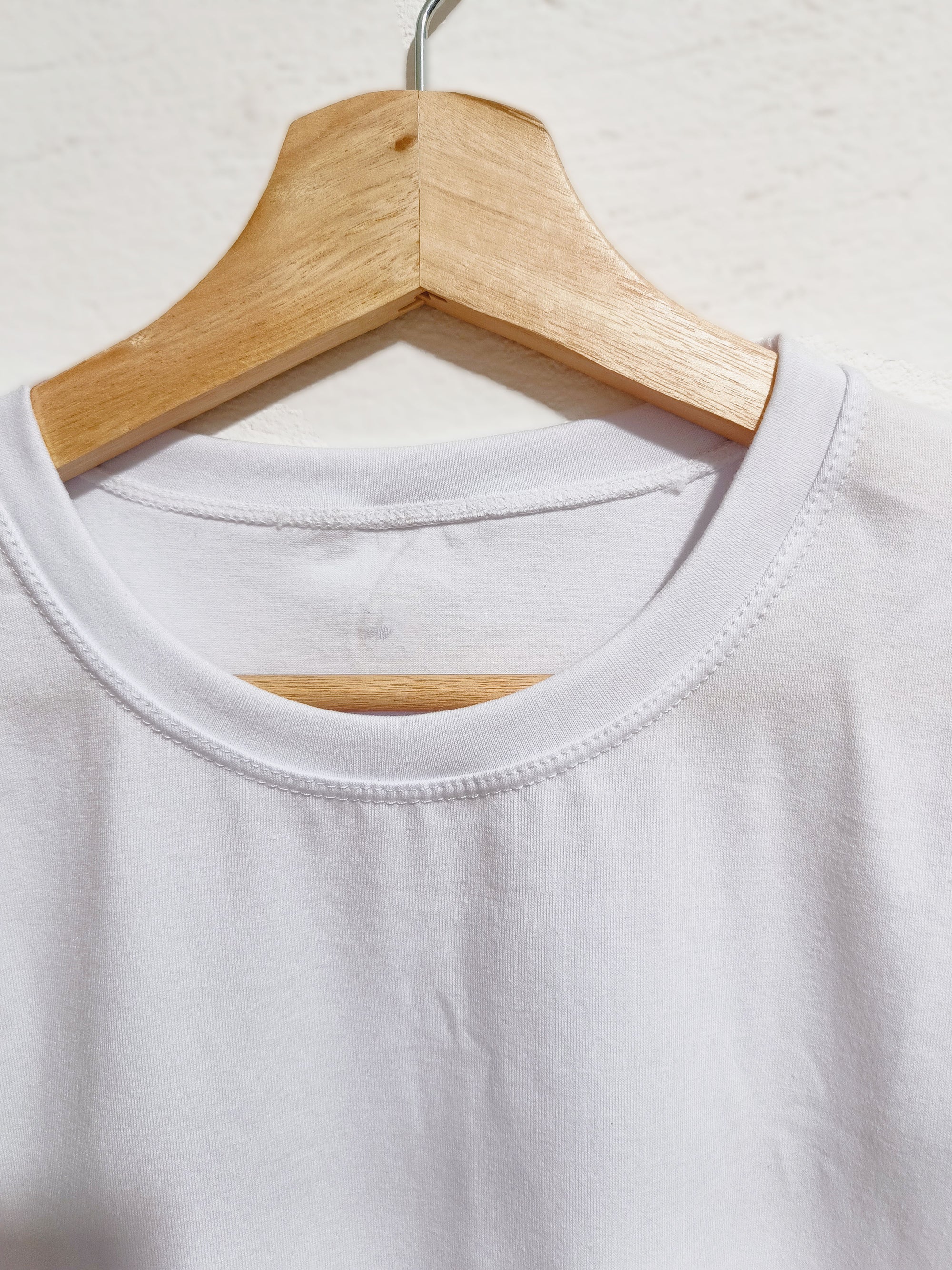 Camiseta Básica Cuello Redondo (Blanco) Para Mujer