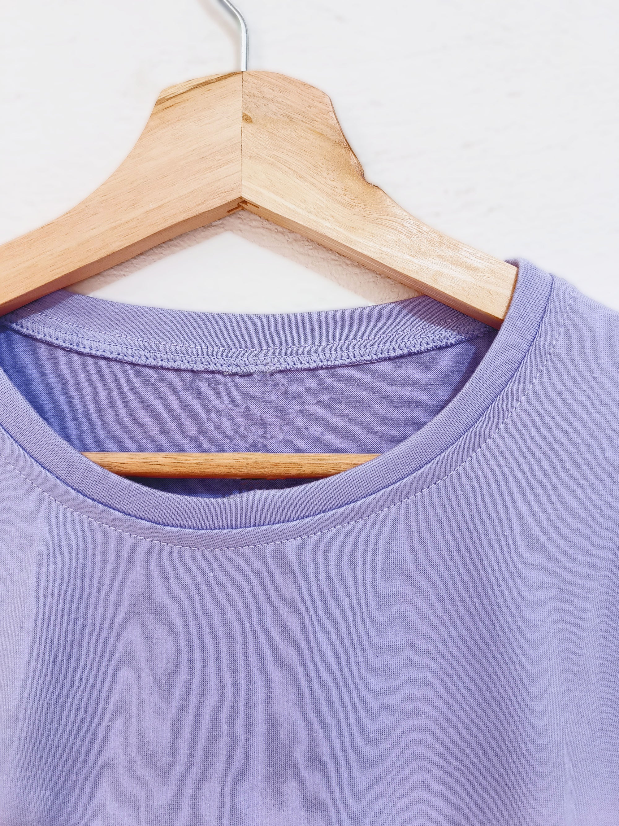 Camiseta Básica Lila para Mujer