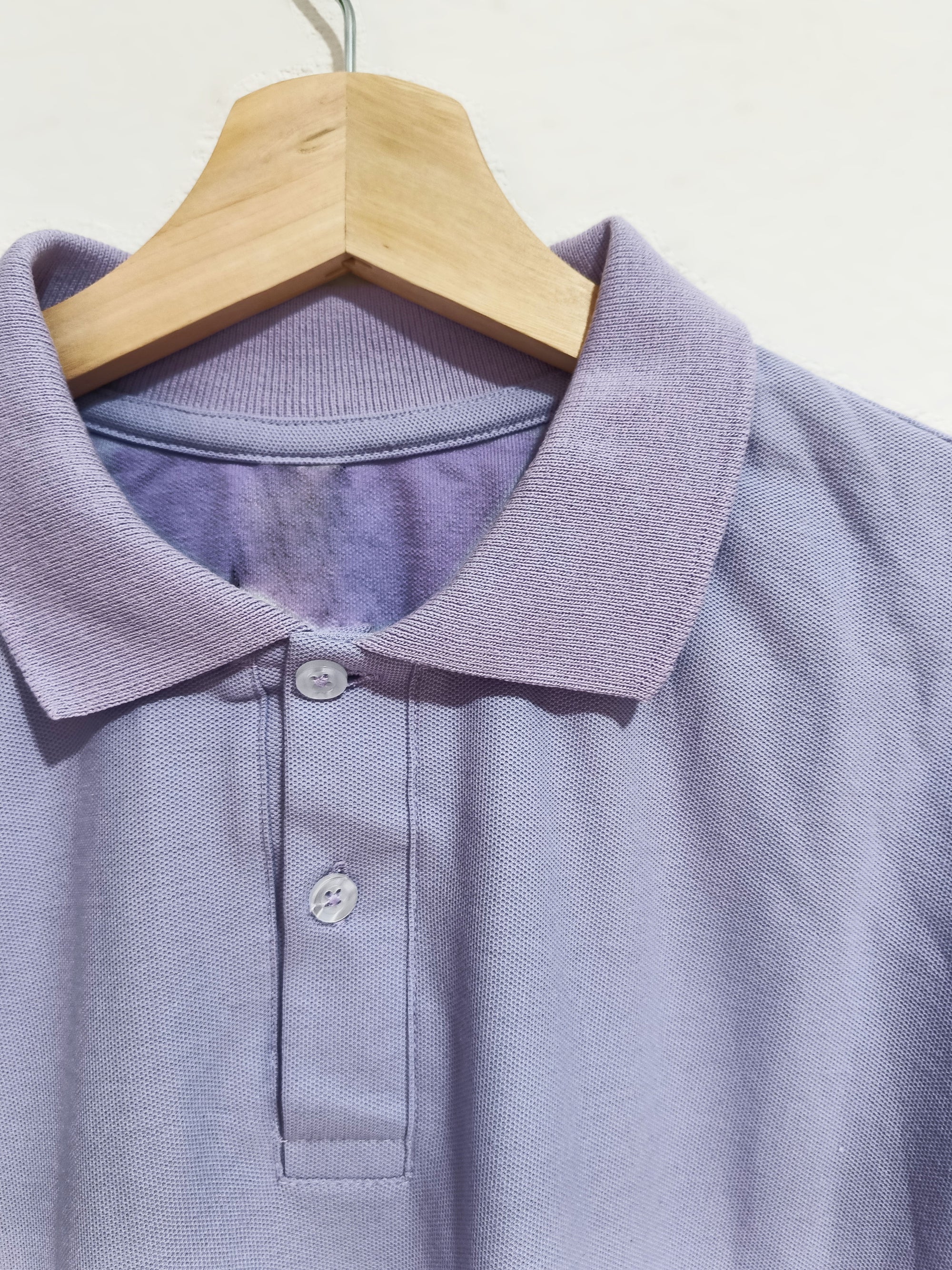 Camiseta para Hombre Tipo Polo (Lila)